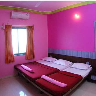 Hotel Sai Poornima, Shirdi 2